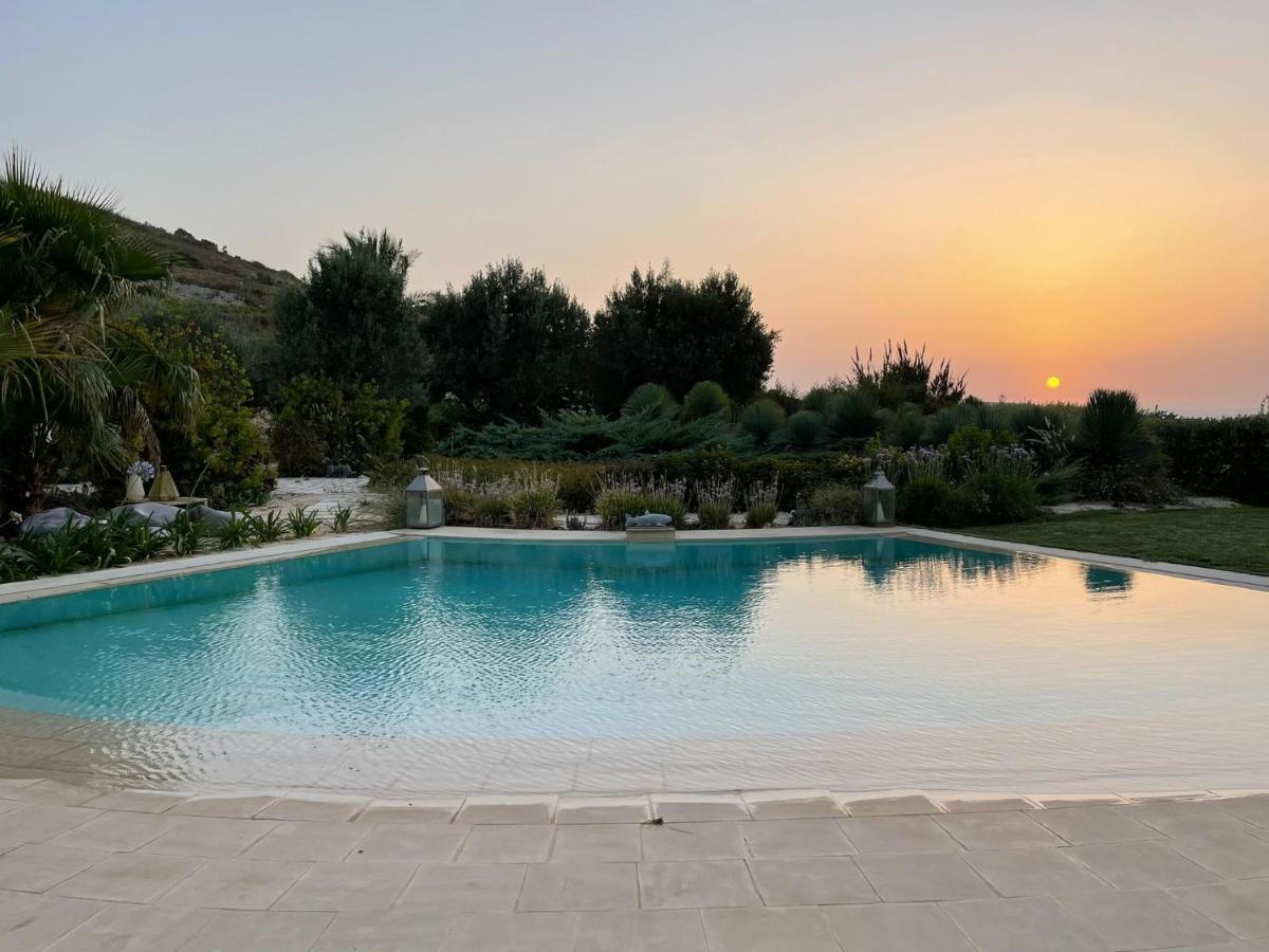 הוילה L-Imgarr Sunset Oasis מראה חיצוני תמונה